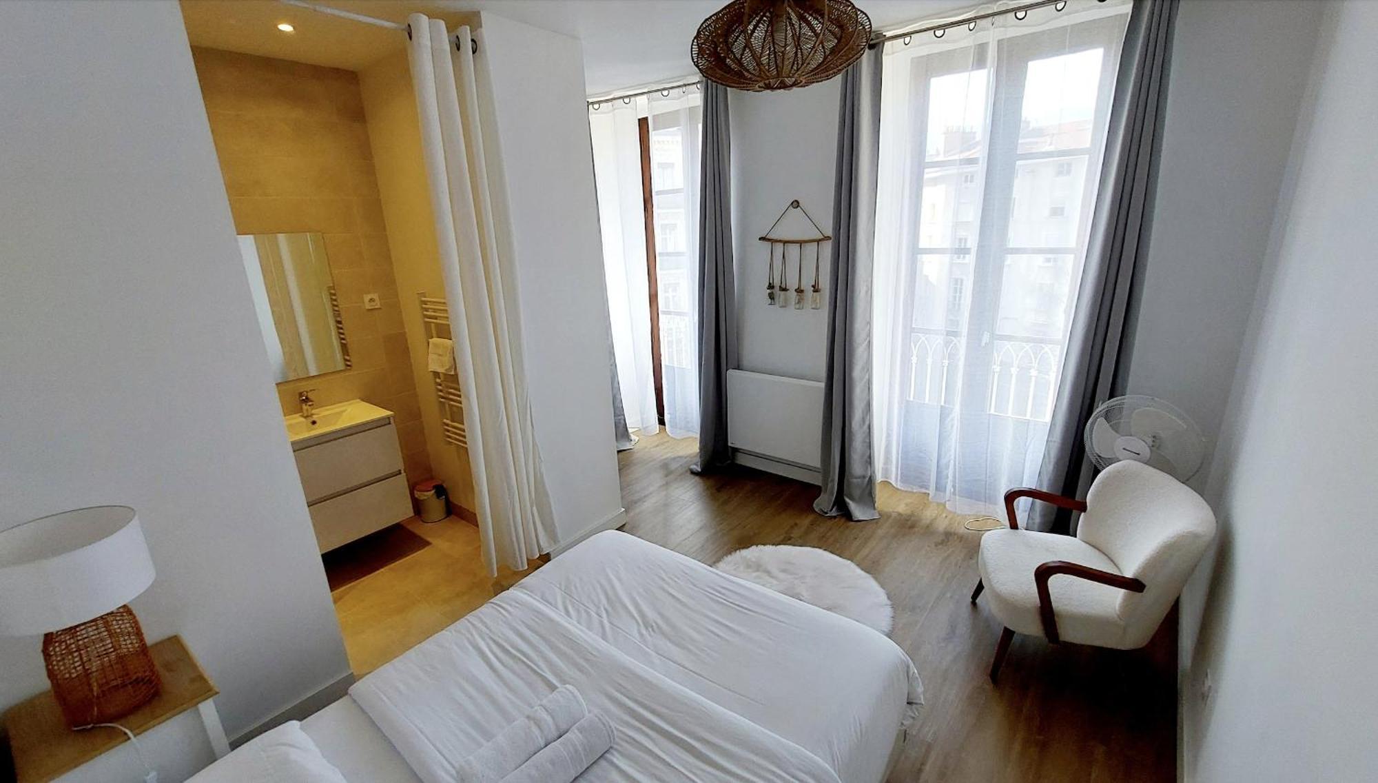Hyper-Centre De Grenoble, Suite Parentale - Wifi Fibre - Cocon 외부 사진