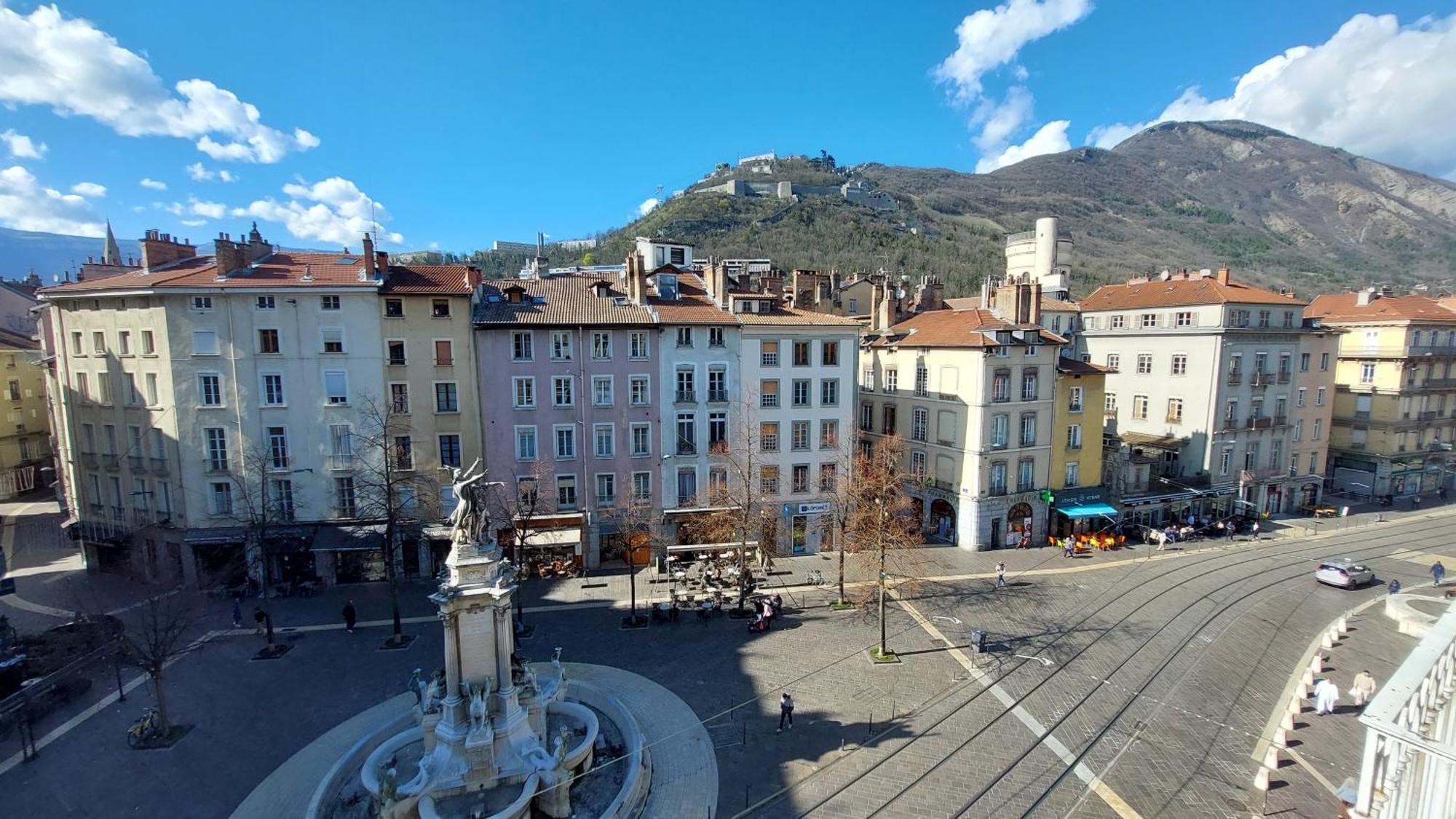 Hyper-Centre De Grenoble, Suite Parentale - Wifi Fibre - Cocon 외부 사진